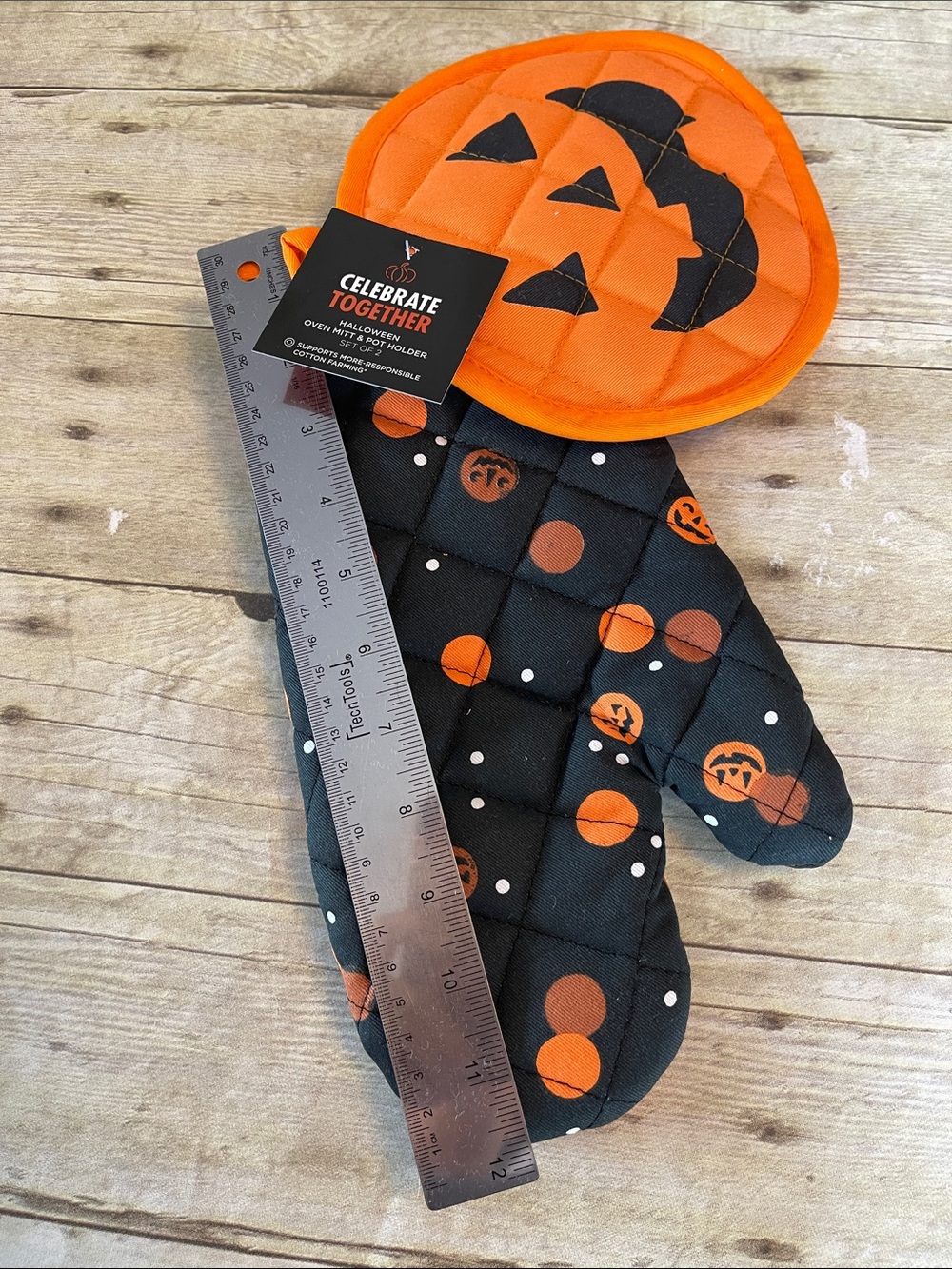 Halloween Oven Mitt & Pot Holder NWT Jack-o’-lantern Set of Two - Picture 6 of 6